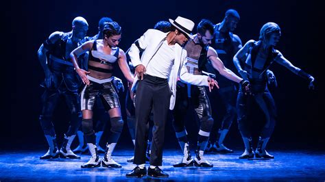 How Long is the Michael Jackson Broadway Show: A Journey Through Time and Rhythm